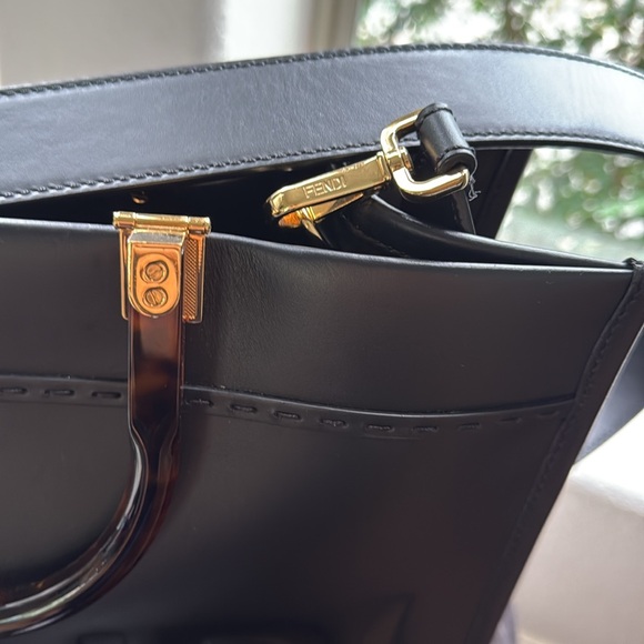 Fendi Sunshine - Picture 3 of 14